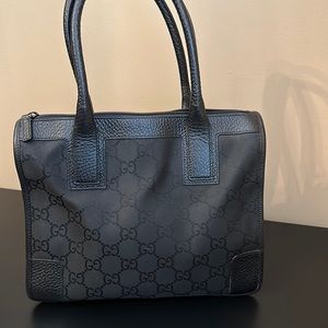 Pre Owned Black Fabric GUCCI hobo